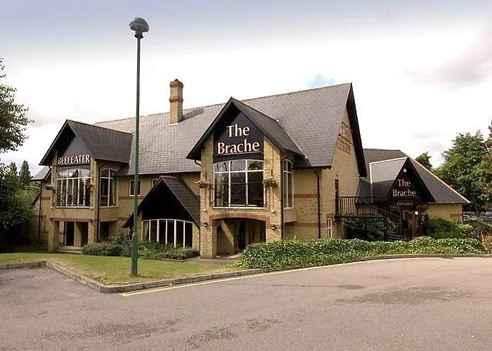 Premier Inn Premier Inn LutonAirport Hotel